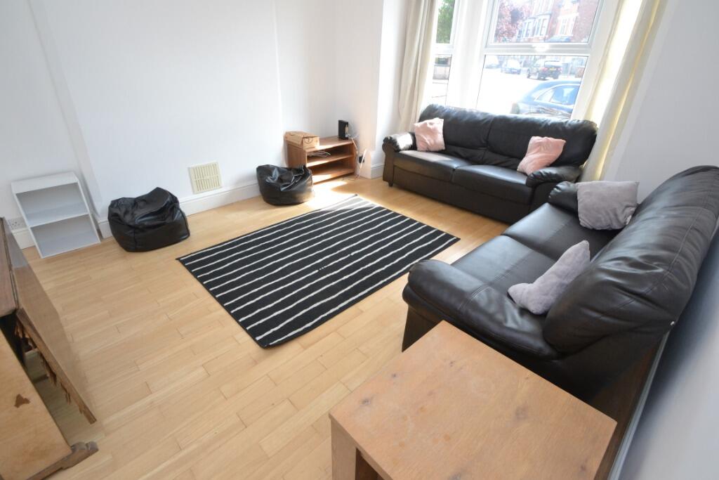 6 bed Semi Detached for rent in West Bridgford. From Nicholas Humphreys - Nottingham