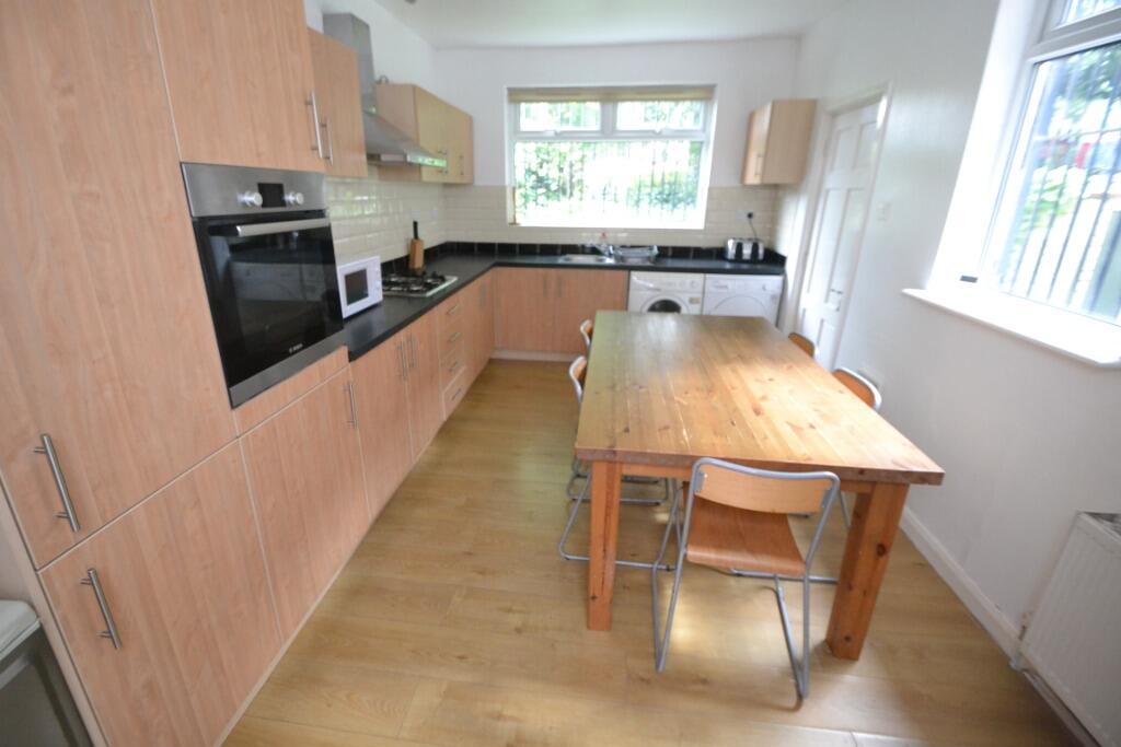 5 bed Detached for rent in Nottingham. From Nicholas Humphreys - Nottingham
