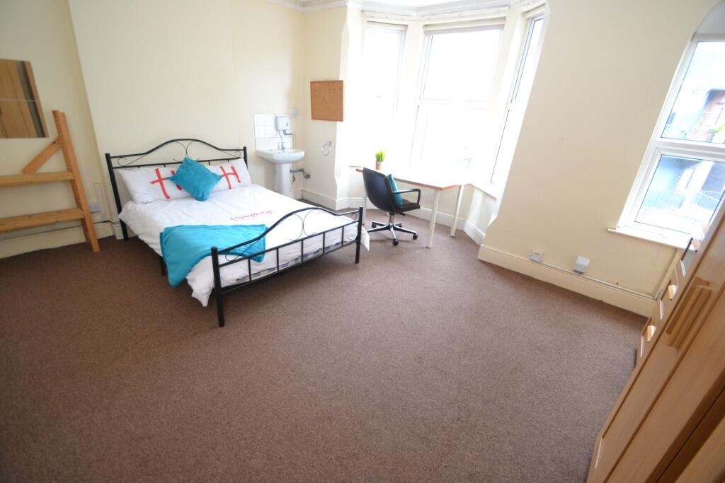 5 bed Semi Detached for rent in Nottingham. From Nicholas Humphreys - Nottingham