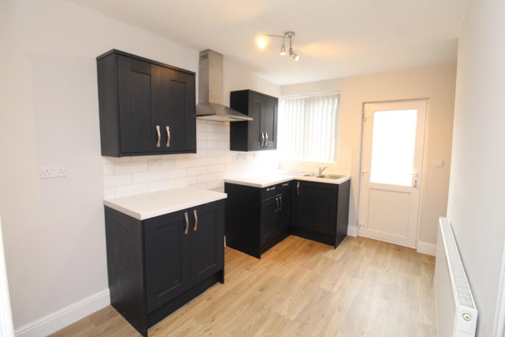 2 bed Mid Terraced House for rent in Long Eaton. From Nicholas Humphreys - Nottingham 2 bed Mid Terraced House for rent in Long Eaton. From Nicholas Humphreys - Nottingham