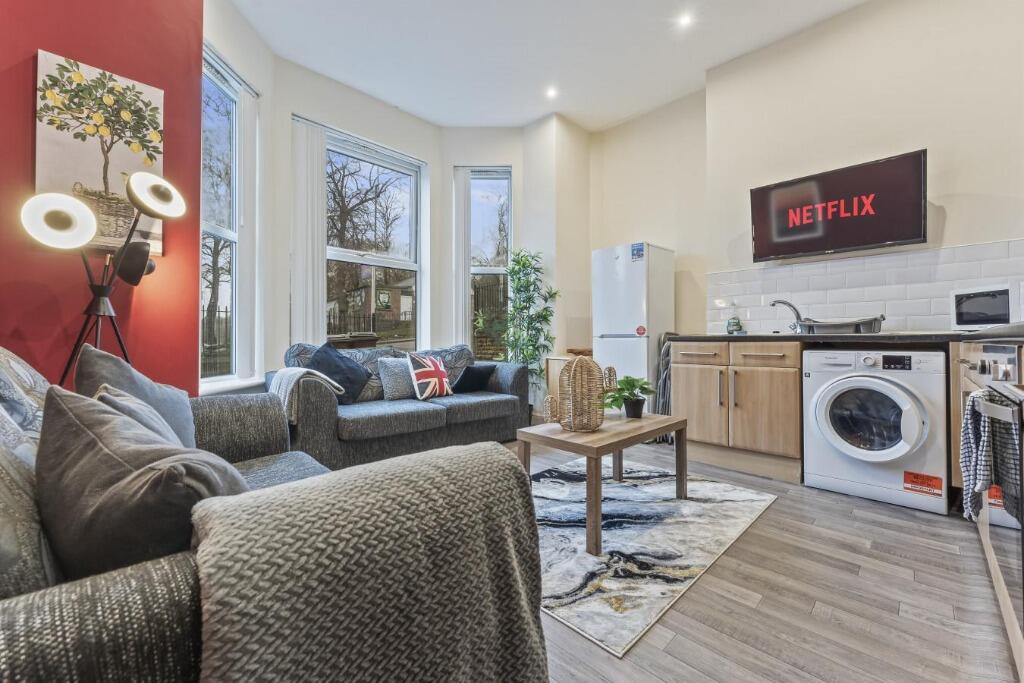 4 bed 1st Floor Flat for rent in Nottingham. From Nicholas Humphreys - Nottingham