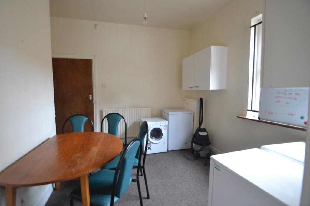 3 bed Semi Detached for rent in Nottingham. From Nicholas Humphreys - Nottingham 3 bed Semi Detached for rent in Nottingham. From Nicholas Humphreys - Nottingham