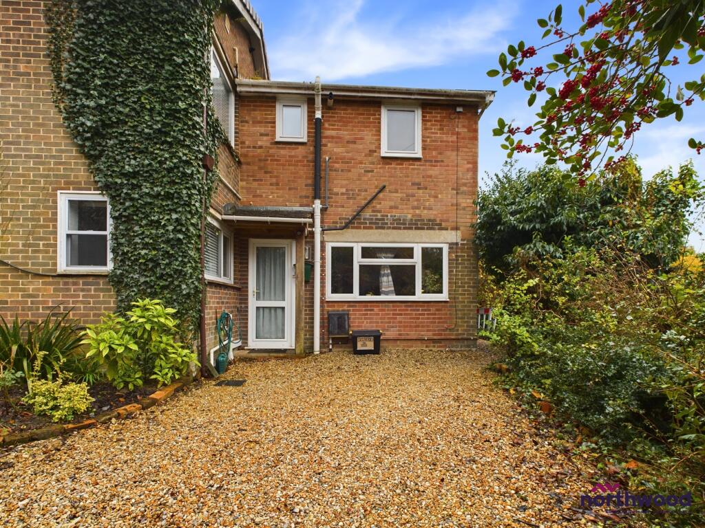1 bed 1st Floor Flat for rent in Hastings. From Northwood - Eastbourne 1 bed 1st Floor Flat for rent in Hastings. From Northwood - Eastbourne