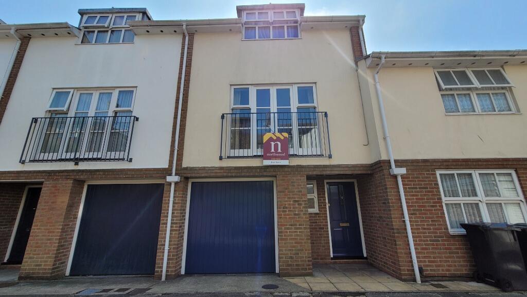 2 bed Town House for rent in Eastbourne. From Northwood - Eastbourne