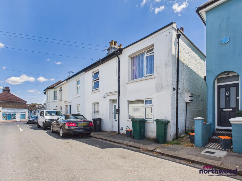 1 bed 1st Floor Flat for rent in Brighton and Hove. From Northwood - Eastbourne