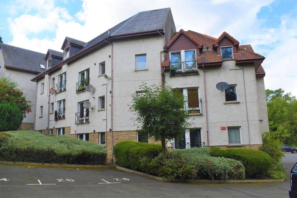 2 bed 1st Floor Flat for rent in Hermiston. From Northwood - Edinburgh