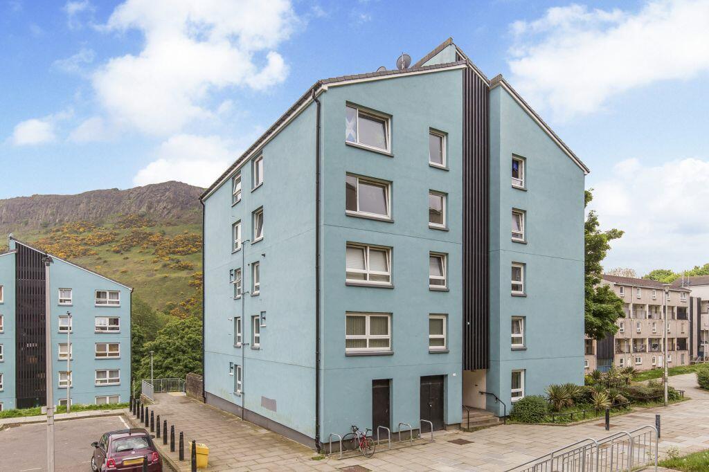 3 bed 1st Floor Flat for rent in Edinburgh. From Northwood - Edinburgh