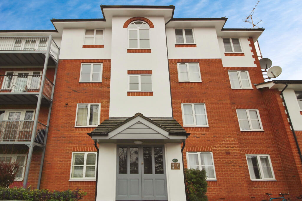 1 bed 1st Floor Flat for rent in High Wycombe. From Northwood - High Wycombe 1 bed 1st Floor Flat for rent in High Wycombe. From Northwood - High Wycombe