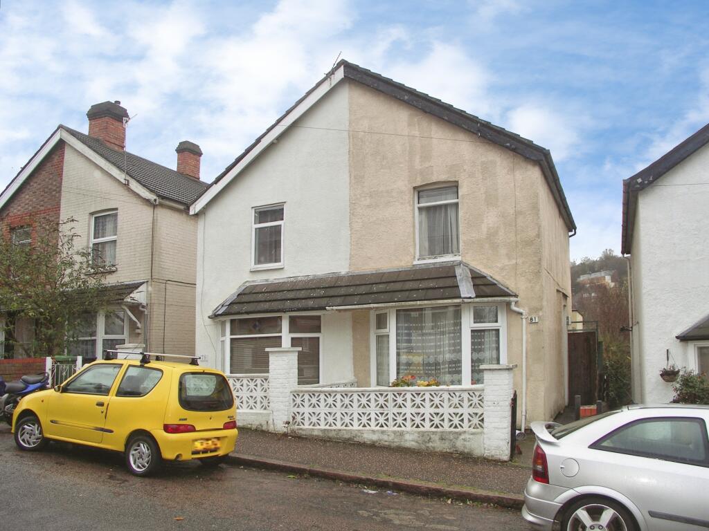 3 bed Semi Detached for rent in Downley. From Northwood - High Wycombe