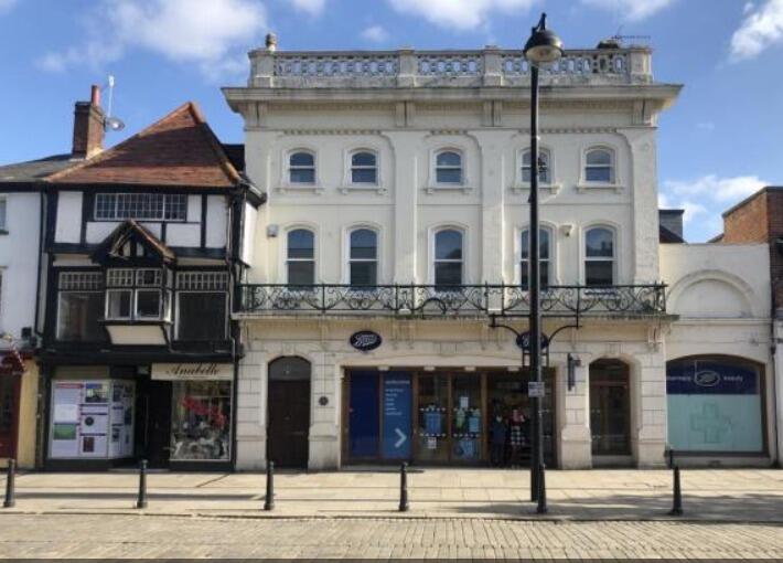 1 bed 1st Floor Flat for rent in High Wycombe. From Northwood - High Wycombe