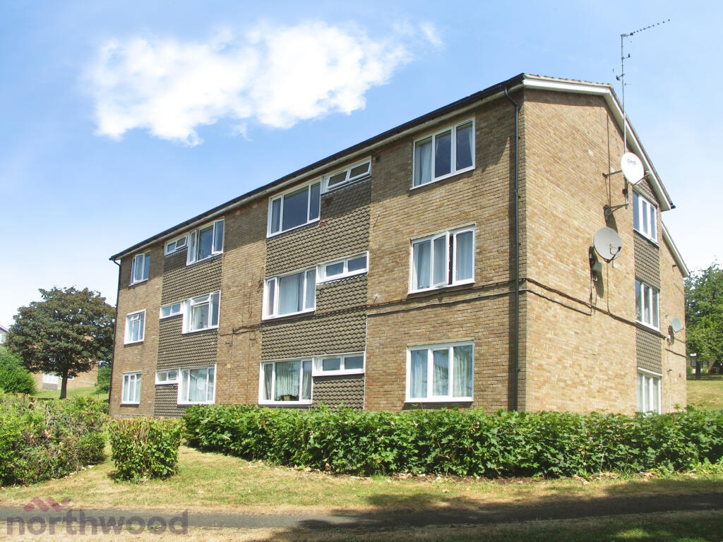 2 bed 1st Floor Flat for rent in High Wycombe. From Northwood - High Wycombe 2 bed 1st Floor Flat for rent in High Wycombe. From Northwood - High Wycombe