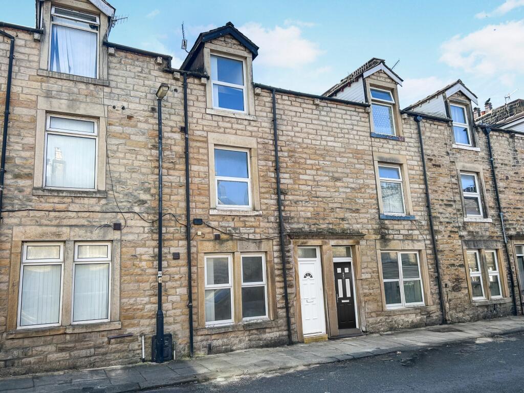 5 bed House Share for rent in Lancaster. From Northwood - Lancaster