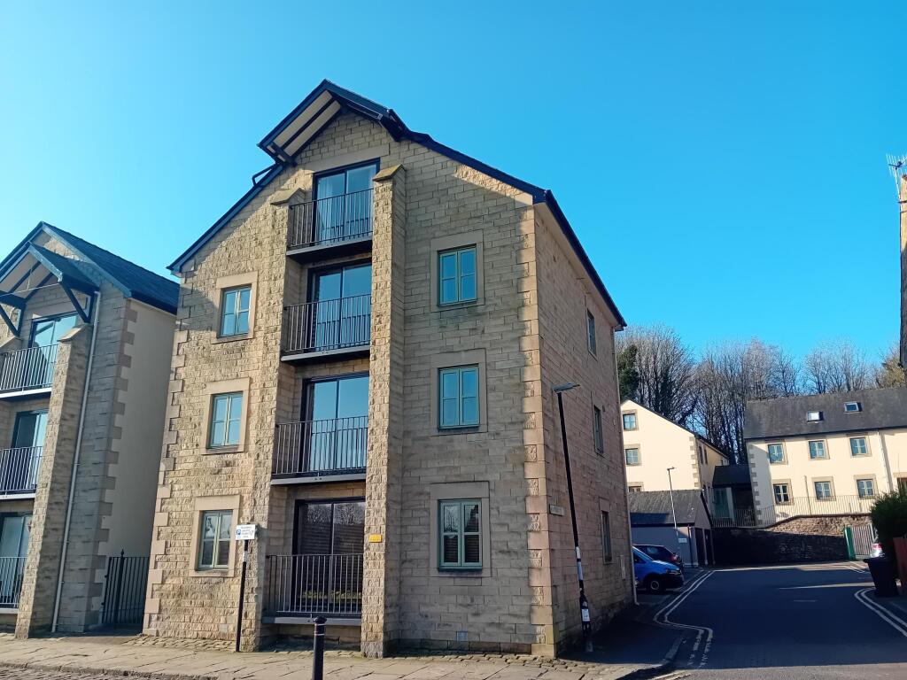 3 bed Apartment for rent in Lancaster. From Northwood - Lancaster 3 bed Apartment for rent in Lancaster. From Northwood - Lancaster