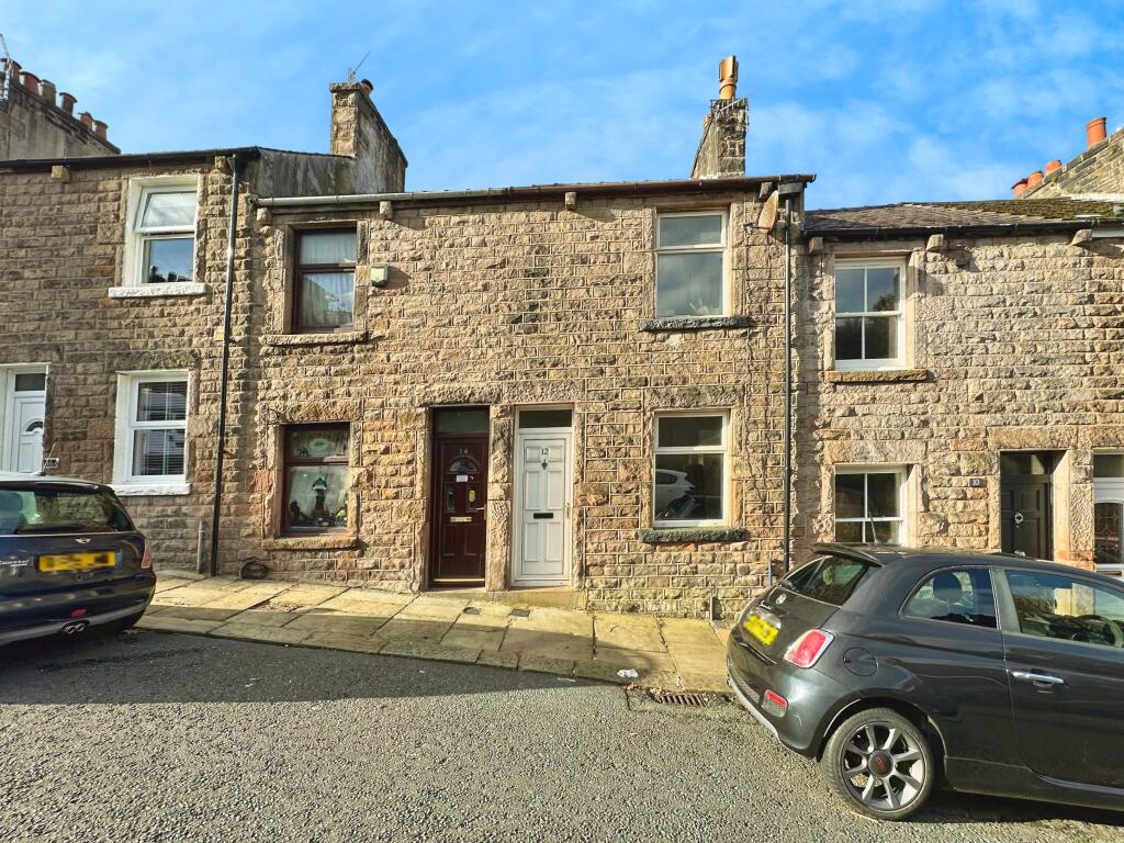 2 bed Mid Terraced House for rent in Lancaster. From Northwood - Lancaster