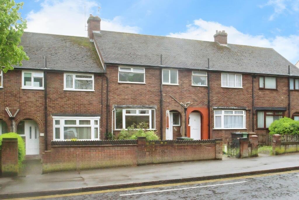 3 bed Mid Terraced House for rent in Cockernhoe. From Northwood - Luton