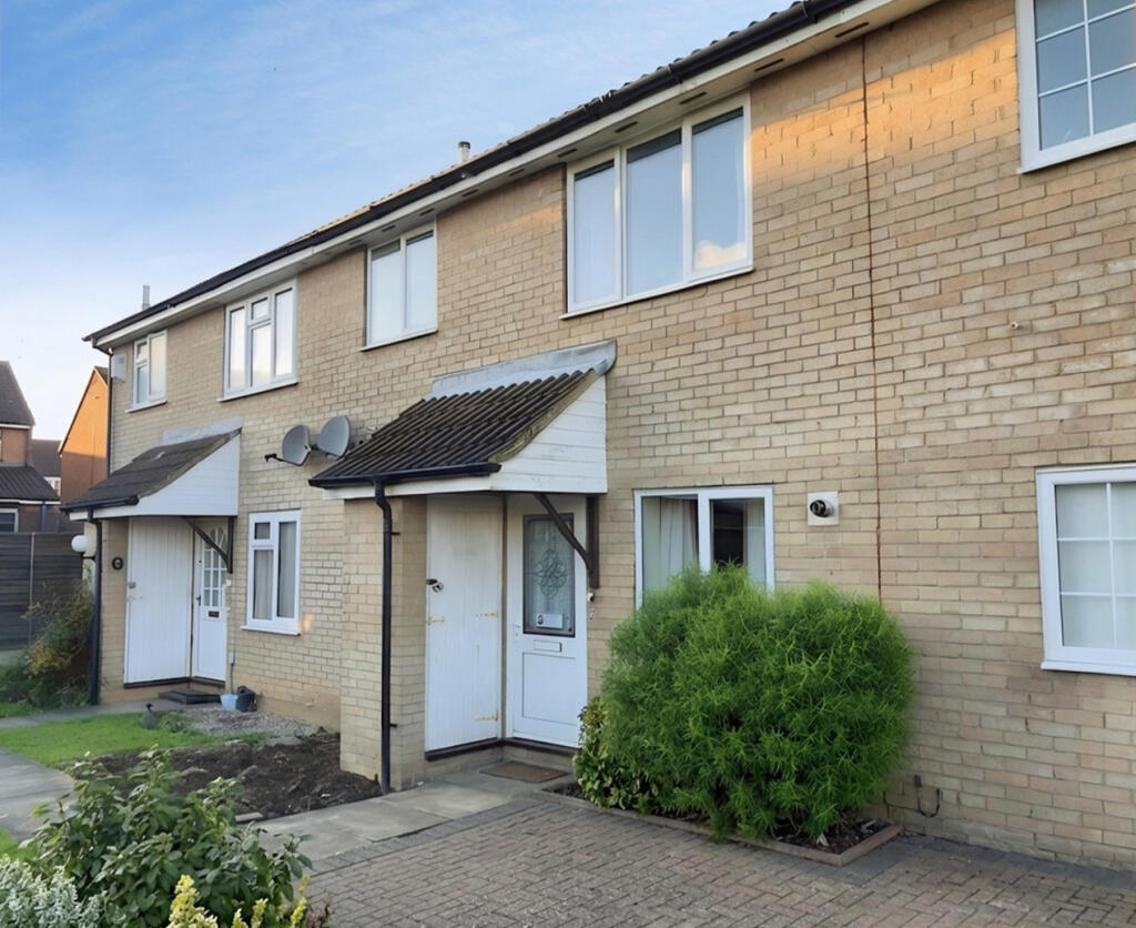 1 bed 1st Floor Flat for rent in Cockernhoe. From Northwood - Luton