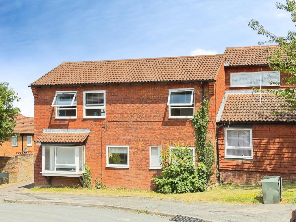 1 bed 1st Floor Flat for rent in Houghton Regis. From Northwood - Luton