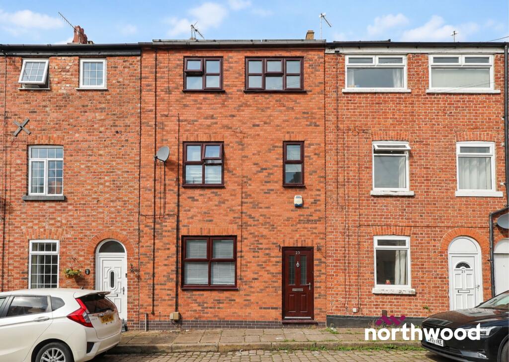 4 bed Town House for rent in Macclesfield. From Northwood - Macclesfield 4 bed Town House for rent in Macclesfield. From Northwood - Macclesfield