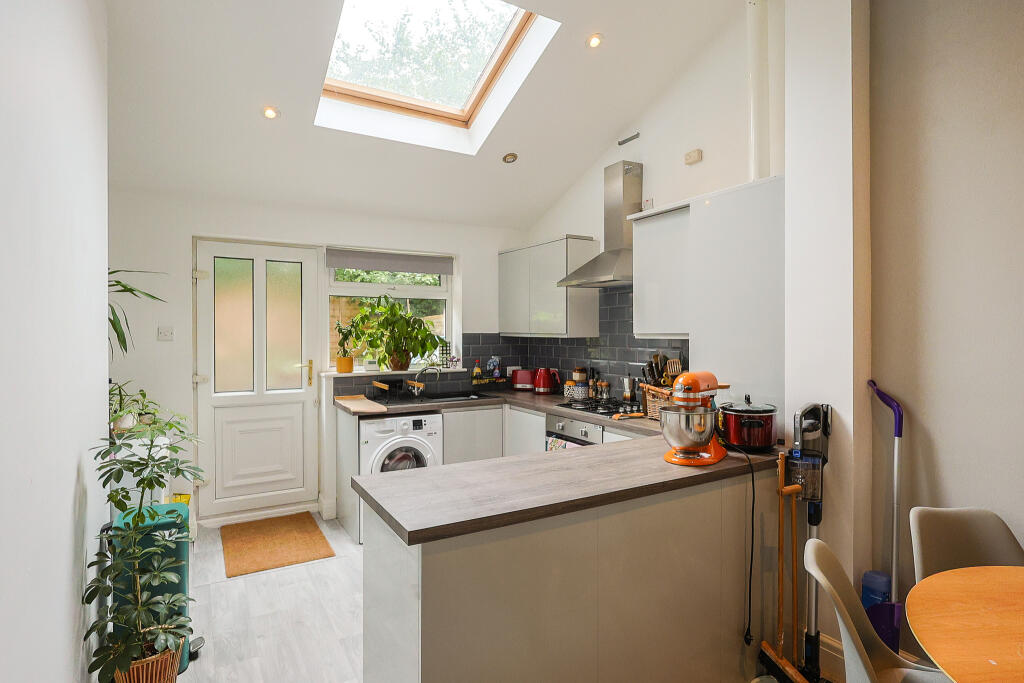 2 bed Mid Terraced House for rent in Sutton Lane Ends. From Northwood - Macclesfield 2 bed Mid Terraced House for rent in Sutton Lane Ends. From Northwood - Macclesfield