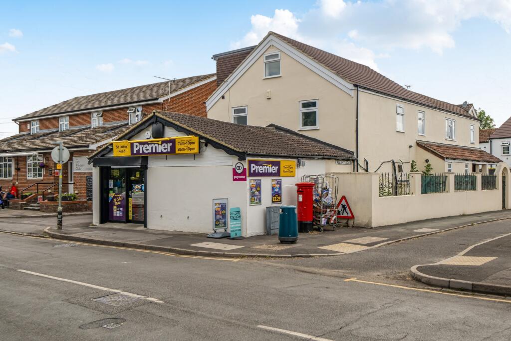 1 bed Detached for rent in Old Windsor. From Northwood - Maidenhead 1 bed Detached for rent in Old Windsor. From Northwood - Maidenhead