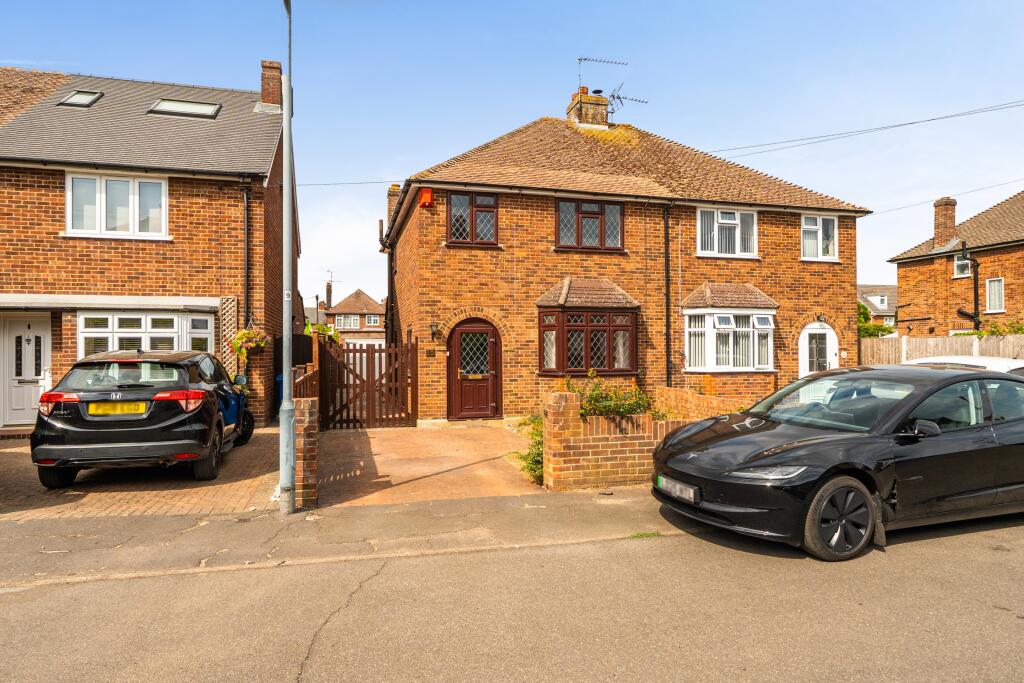 3 bed Semi Detached for rent in Eton Wick. From Northwood - Maidenhead