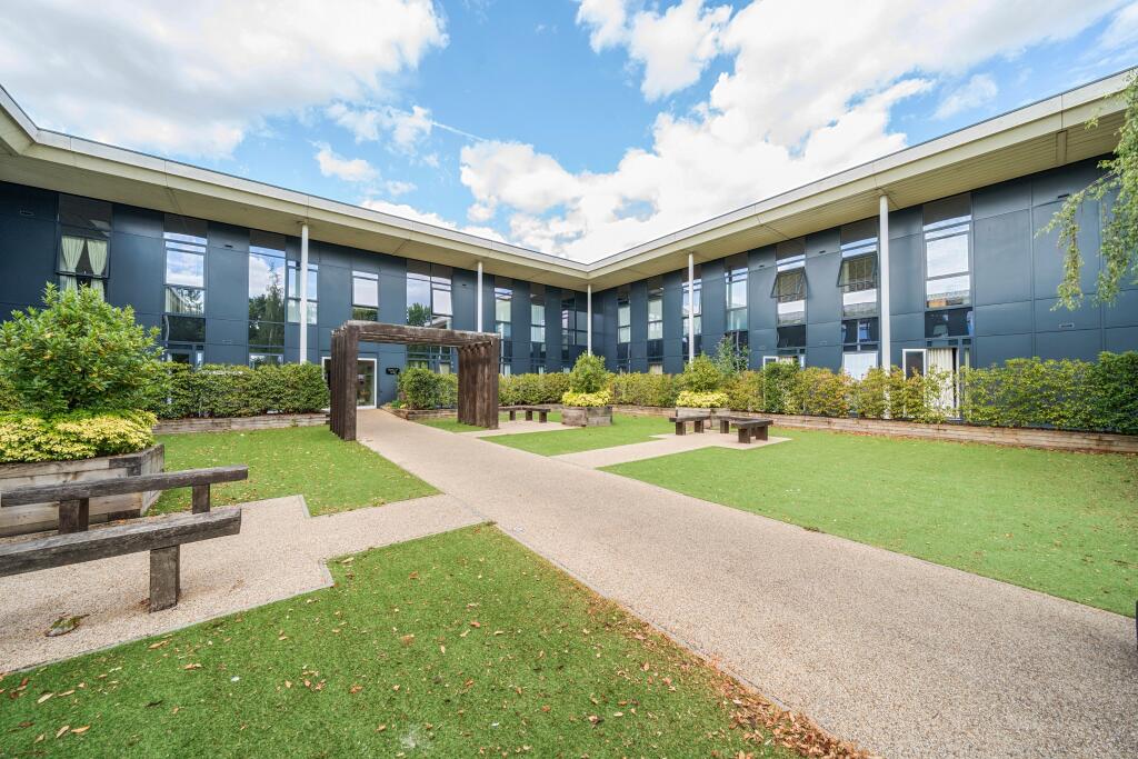 1 bed 1st Floor Flat for rent in Maidenhead. From Northwood - Maidenhead 1 bed 1st Floor Flat for rent in Maidenhead. From Northwood - Maidenhead