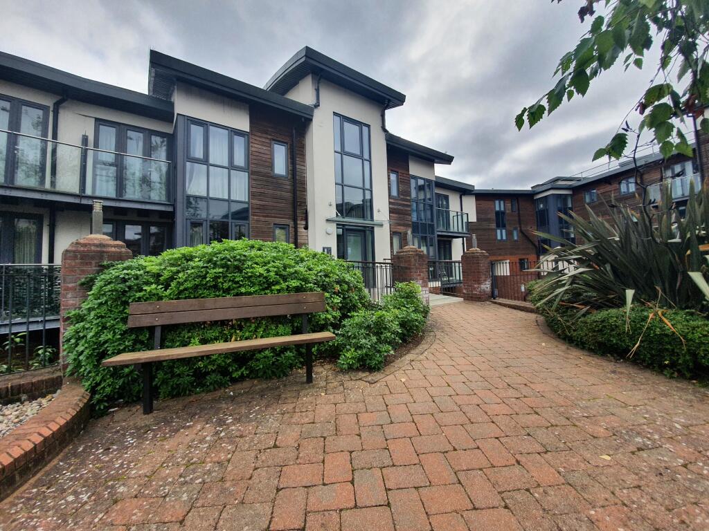 1 bed Apartment for rent in Whaddon. From Northwood - Milton Keynes