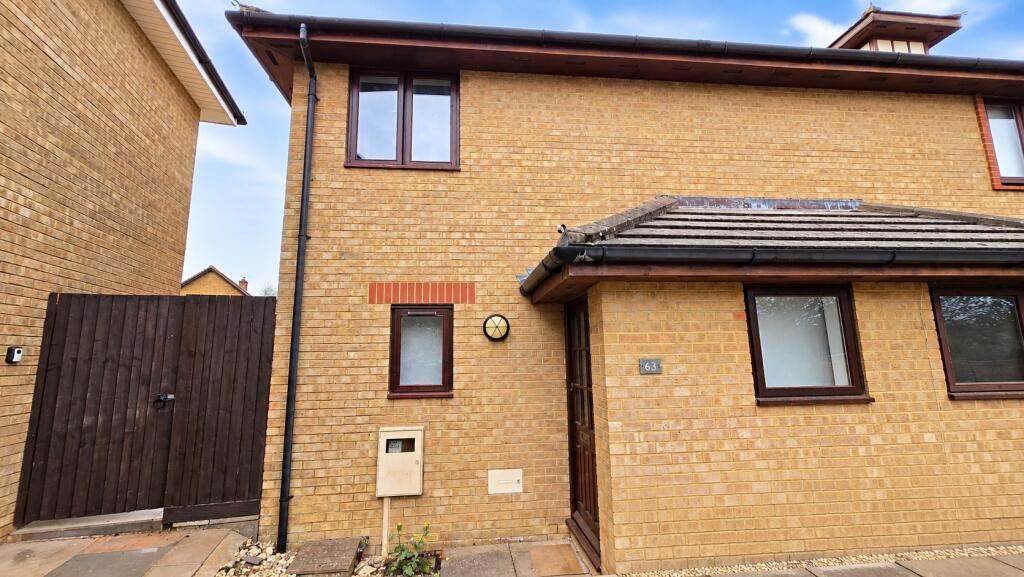 2 bed Mid Terraced House for rent in Calverton. From Northwood - Milton Keynes