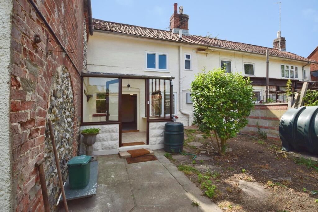 2 bed Cottage for rent in Brampton. From Northwood - Norwich
