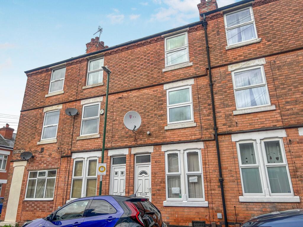 5 bed Mid Terraced House for rent in Arnold. From Northwood - Nottingham 5 bed Mid Terraced House for rent in Arnold. From Northwood - Nottingham
