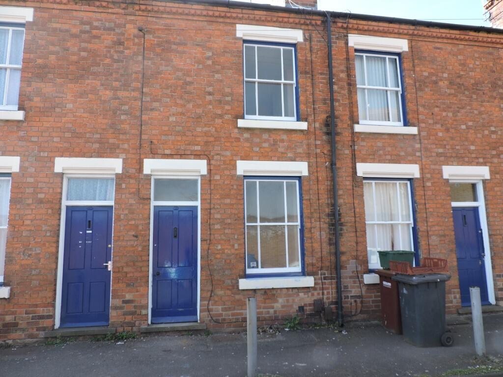 3 bed Mid Terraced House for rent in Arnold. From Northwood - Nottingham