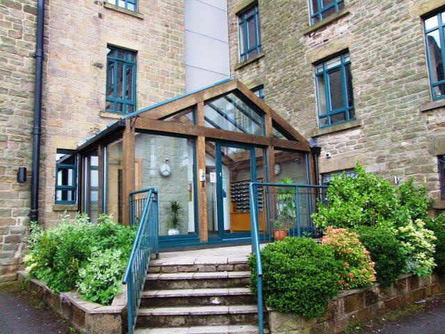 2 bed 1st Floor Flat for rent in Lees. From Northwood - Oldham 2 bed 1st Floor Flat for rent in Lees. From Northwood - Oldham