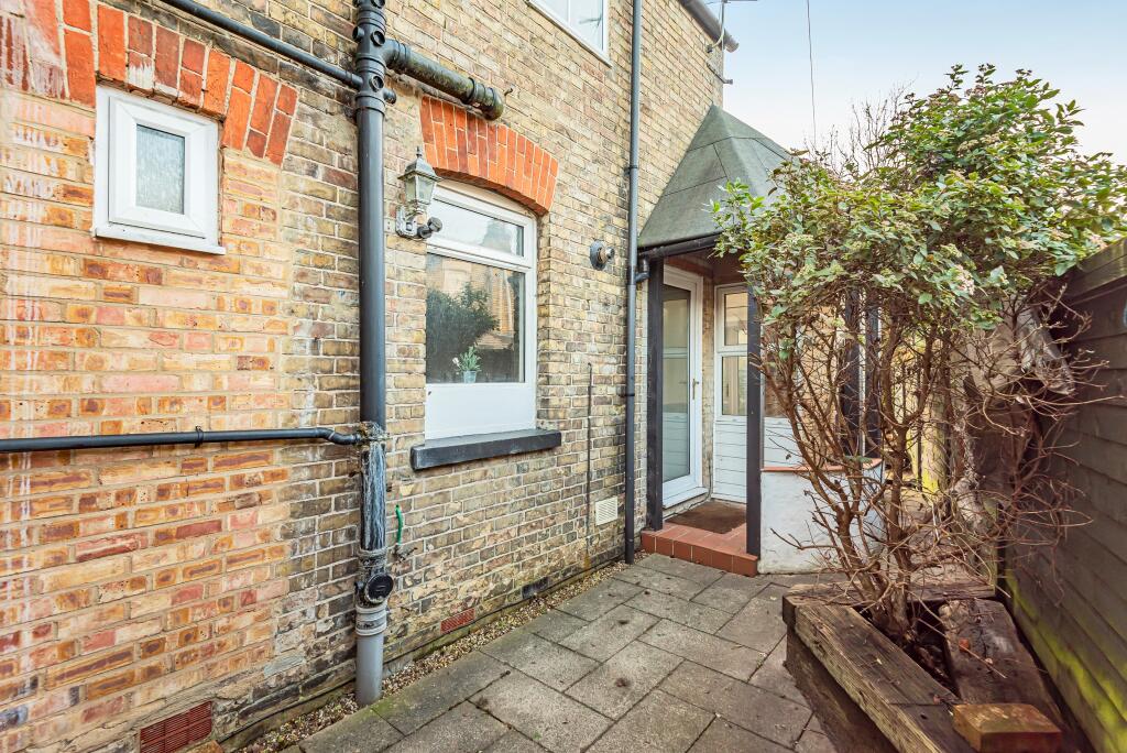 1 bed 1st Floor Flat for rent in Chawley. From Northwood - Oxford 1 bed 1st Floor Flat for rent in Chawley. From Northwood - Oxford