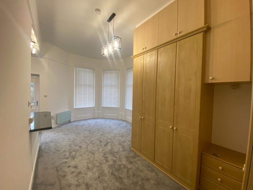 4 bed 1st Floor Flat for rent in Bournemouth. From Northwood - Portsmouth 4 bed 1st Floor Flat for rent in Bournemouth. From Northwood - Portsmouth