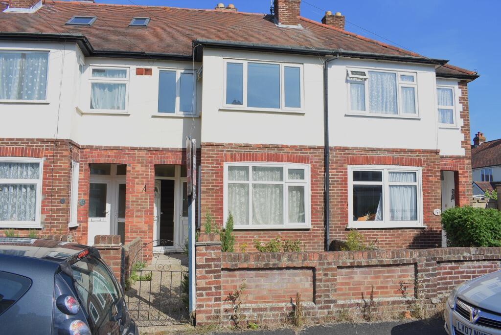 2 bed 1st Floor Flat for rent in Gosport. From Northwood - Portsmouth