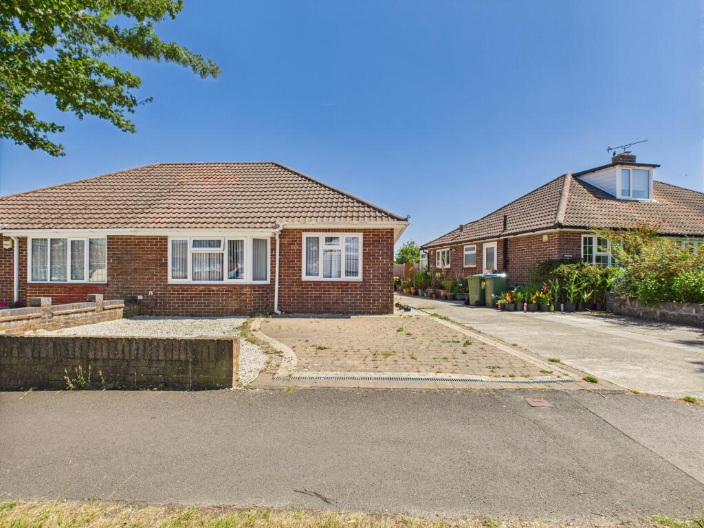 2 bed Bungalow for rent in Segensworth. From Northwood - Portsmouth