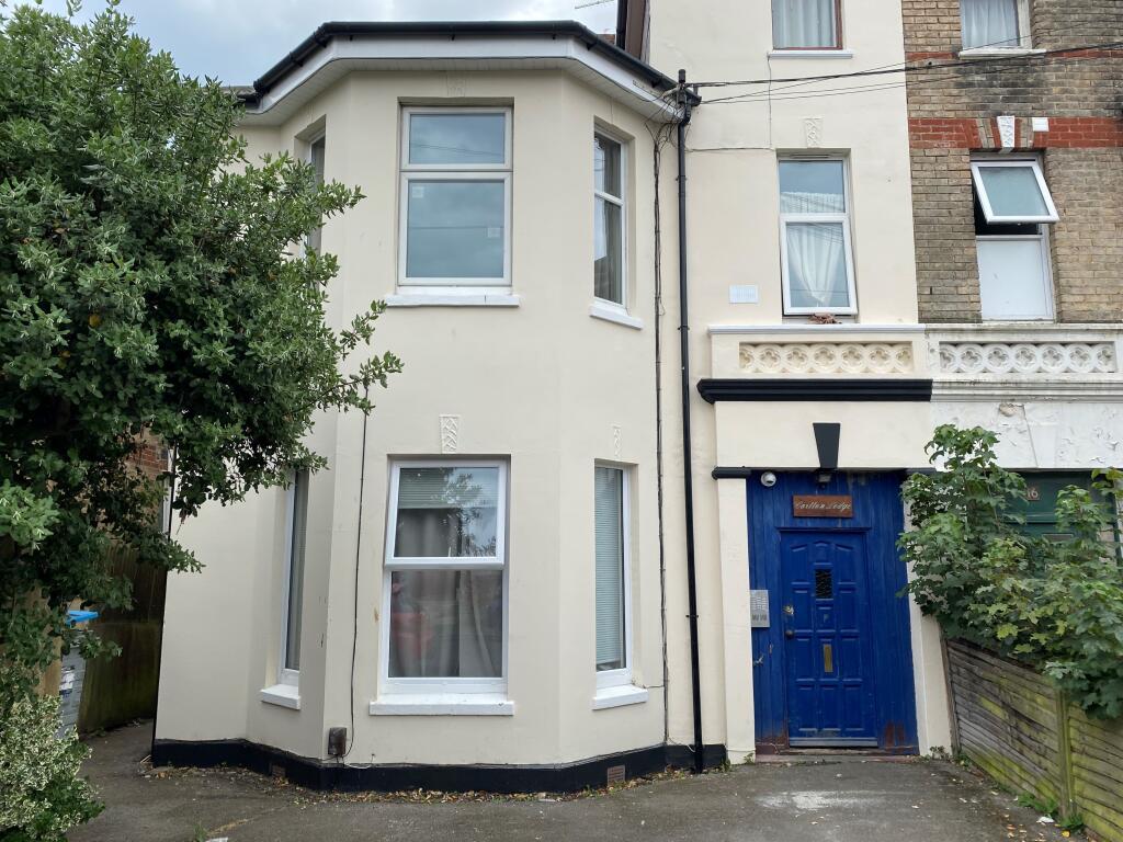1 bed 1st Floor Flat for rent in Bournemouth. From Northwood - Portsmouth