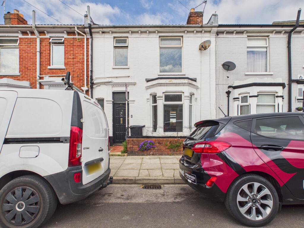 3 bed Mid Terraced House for rent in Portsmouth. From Northwood - Portsmouth