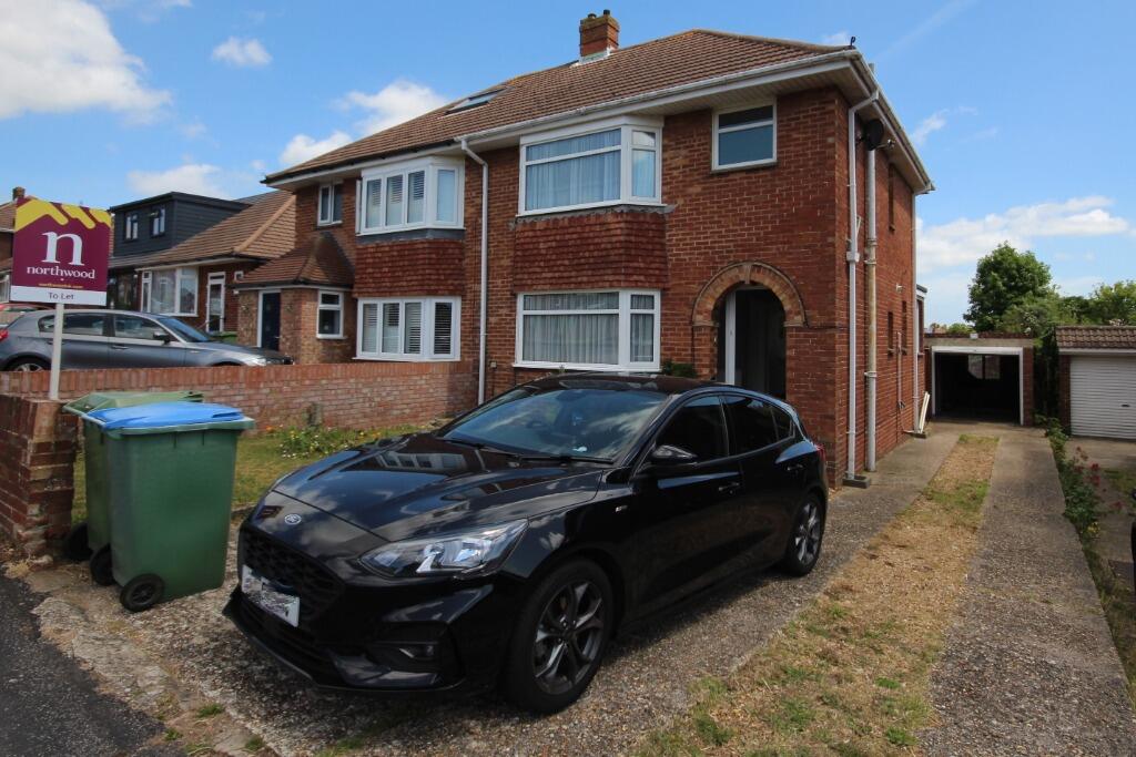 3 bed Semi Detached for rent in Fareham. From Northwood - Portsmouth 3 bed Semi Detached for rent in Fareham. From Northwood - Portsmouth