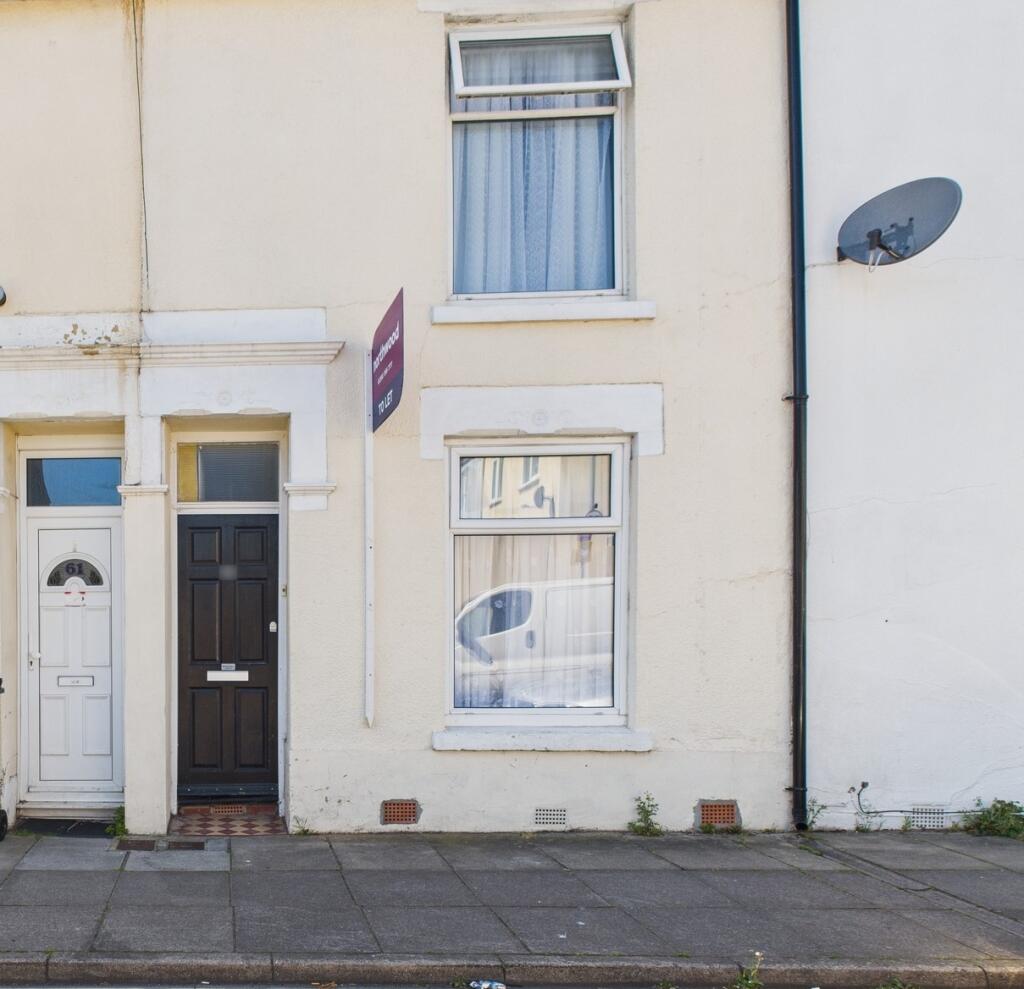 2 bed Mid Terraced House for rent in Portsmouth. From Northwood - Portsmouth 2 bed Mid Terraced House for rent in Portsmouth. From Northwood - Portsmouth