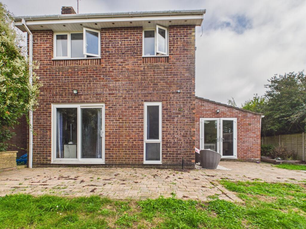 5 bed Detached for rent in Catherington. From Northwood - Portsmouth