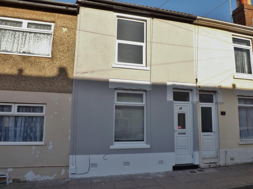 2 bed Mid Terraced House for rent in Portsmouth. From Northwood - Portsmouth