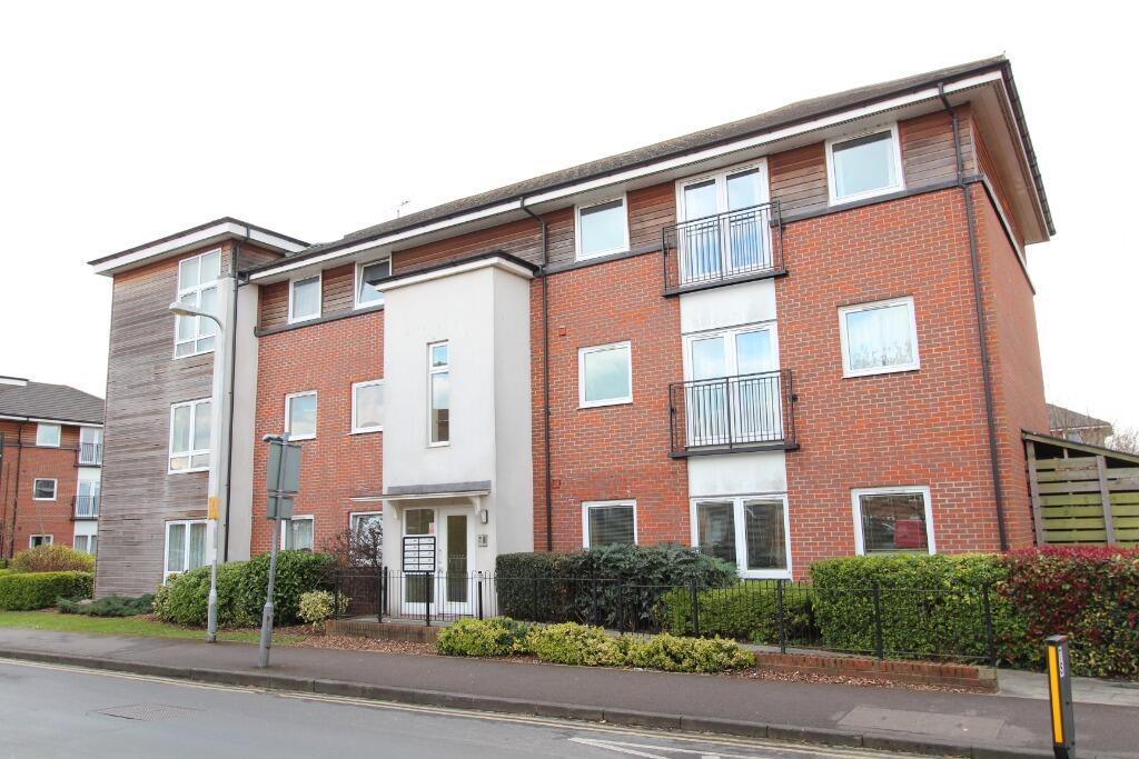 2 bed 1st Floor Flat for rent in Sonning. From Northwood - Reading