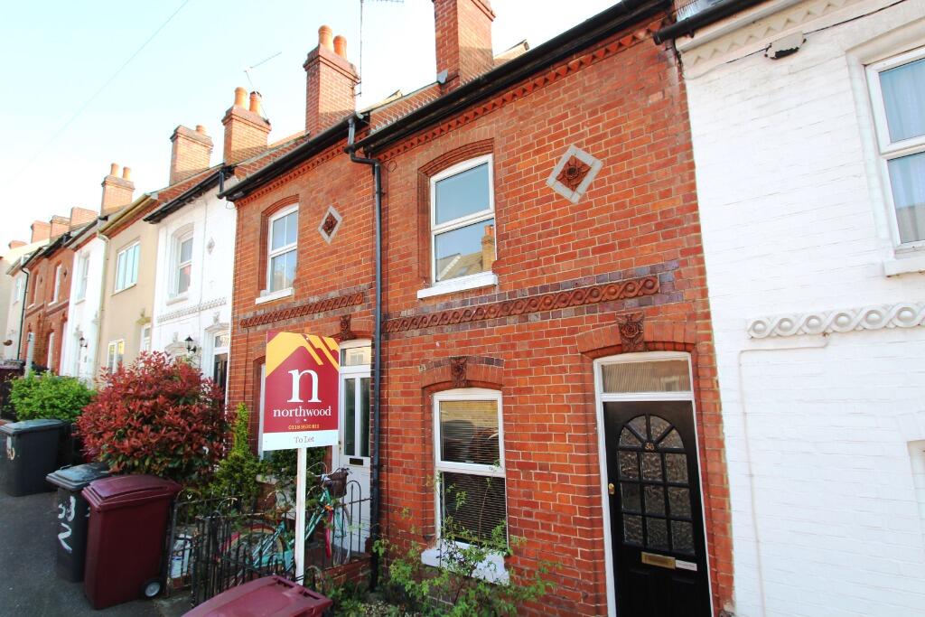 3 bed Mid Terraced House for rent in Reading. From Northwood - Reading