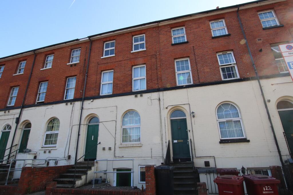 1 bed 1st Floor Flat for rent in Reading. From Northwood - Reading