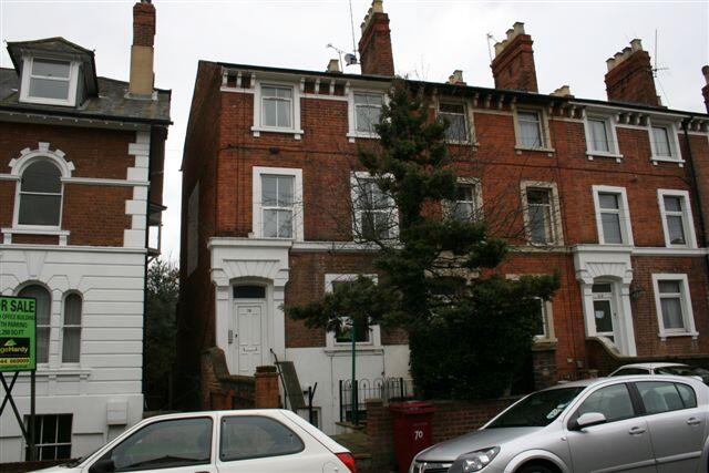 1 bed 1st Floor Flat for rent in Reading. From Northwood - Reading