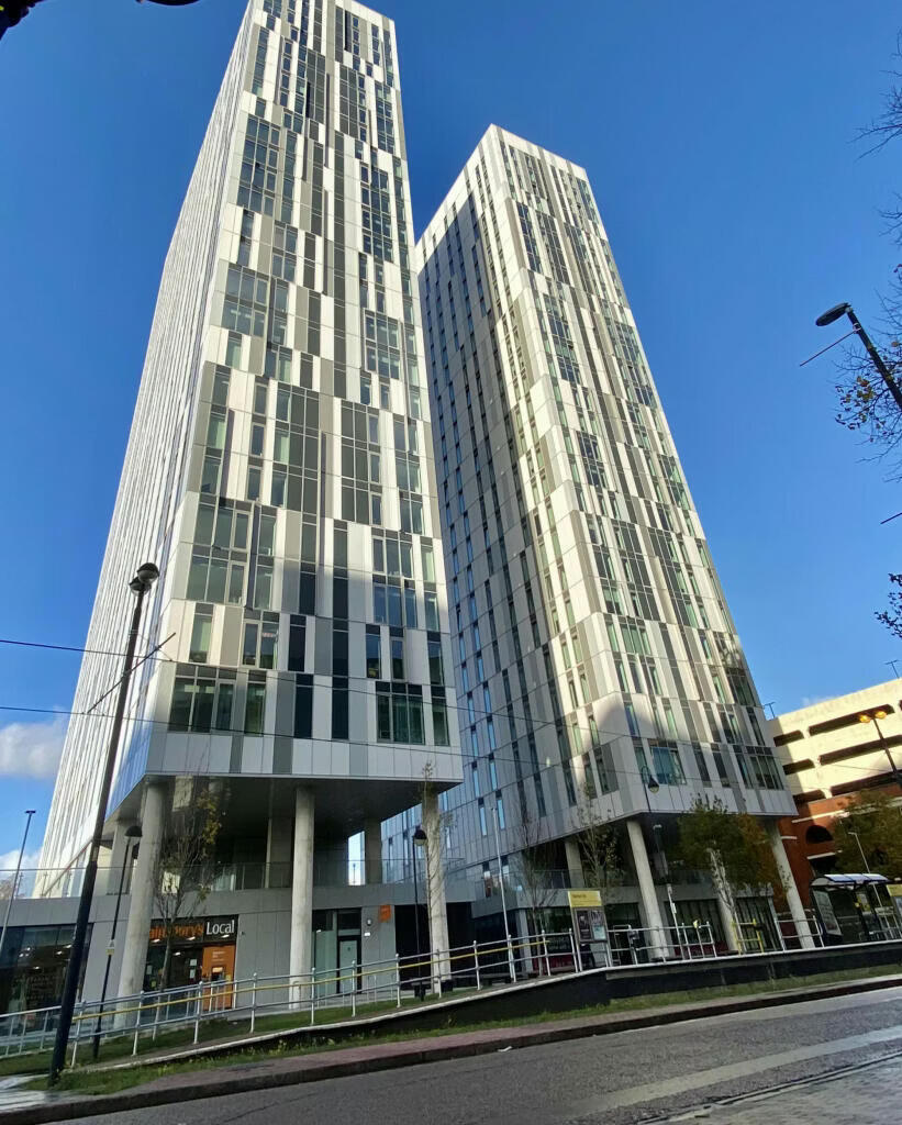 Car Parking for rent in Salford. From Northwood - Sale