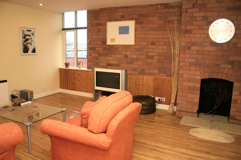 2 bed 1st Floor Flat for rent in Manchester. From Northwood - Sale