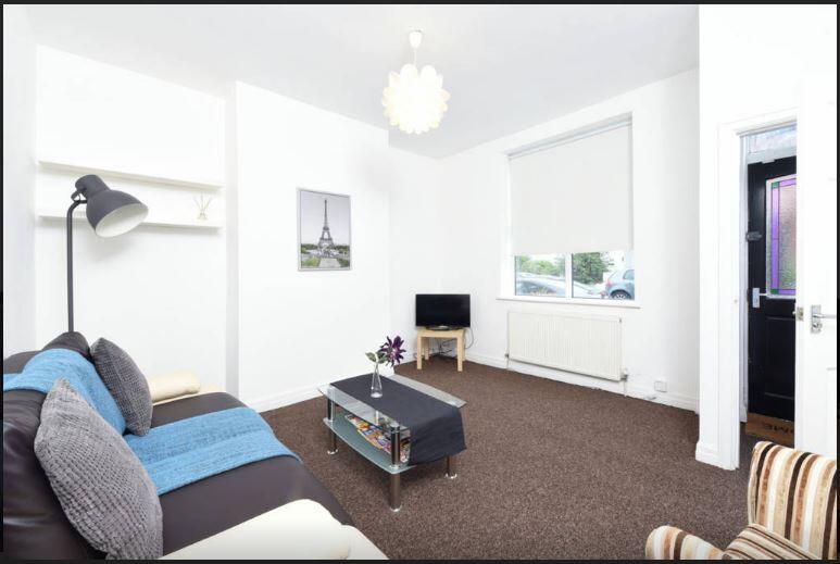 2 bed Mid Terraced House for rent in Simister. From Northwood - Sale