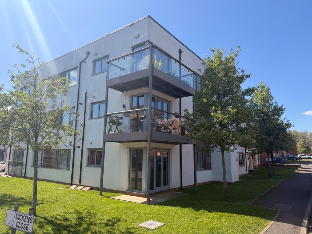 2 bed 1st Floor Flat for rent in Salford. From Northwood - Sale